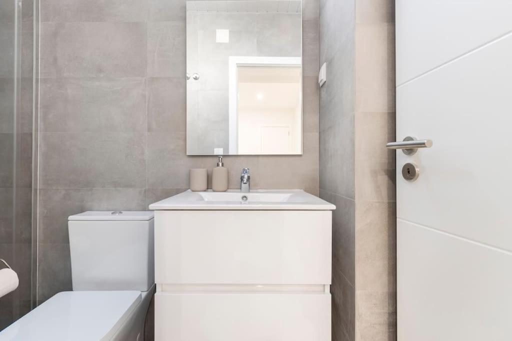 Appartement Cozy And Modern Flat In Lisboa Extérieur photo
